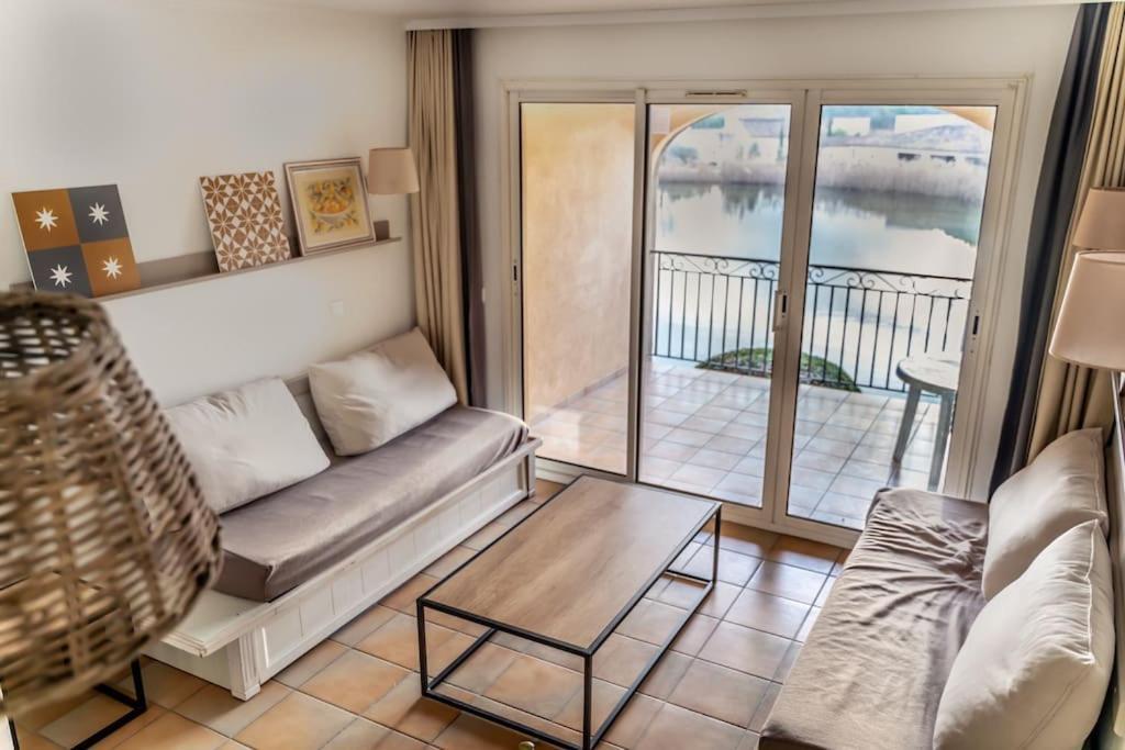 Magnifique Vue Lac Au Golf De Pont-Royal Mallemort Exteriér fotografie